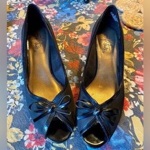 Heels. LifeStride Size 7.5 Like new